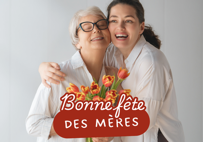 Mère et fille fêtant la fête des mères